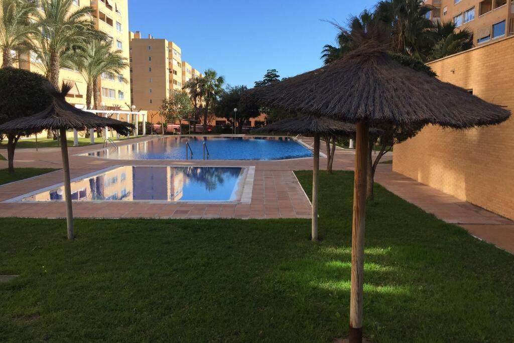 Beautiful Apartment With Swimming Pool And Beach 알리칸테 외부 사진